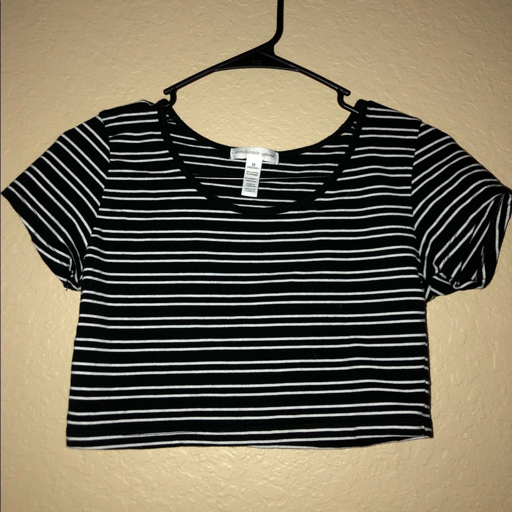 Black & white croptop
